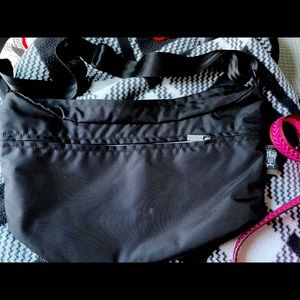 Ethonek cross body bag